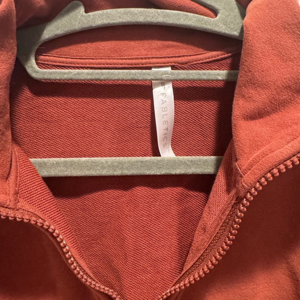 Fabletics Half Zip Rust/Terracota - image 2